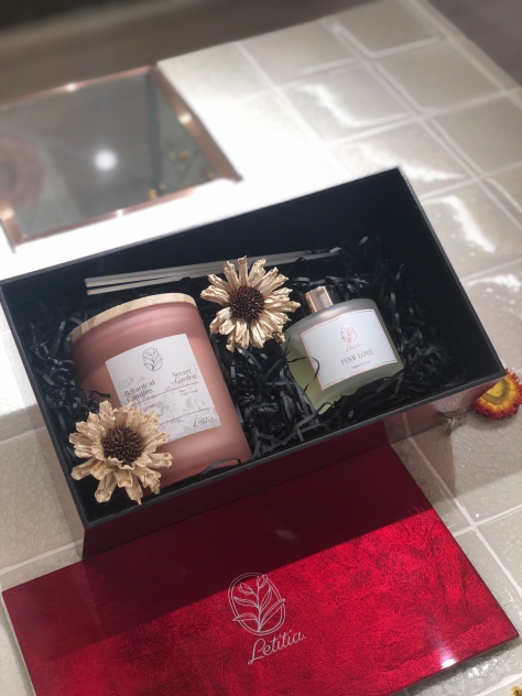 Gift set with high-class lacquer box